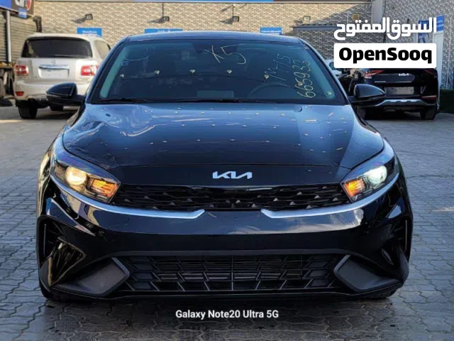 كيا فوري 2023 رقم بغداد حره باسمي تحويل