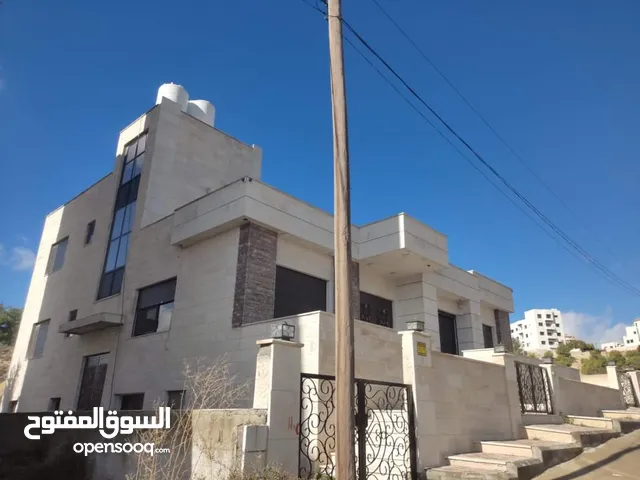 600 m2 More than 6 bedrooms Villa for Sale in Amman Naour