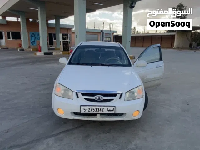 كيا سيراتو 2006 ربي يبارك نضيفة بدون عيوب باذن الله