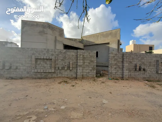 300 m2 More than 6 bedrooms Townhouse for Sale in Tripoli Al-Hadba Al-Khadra