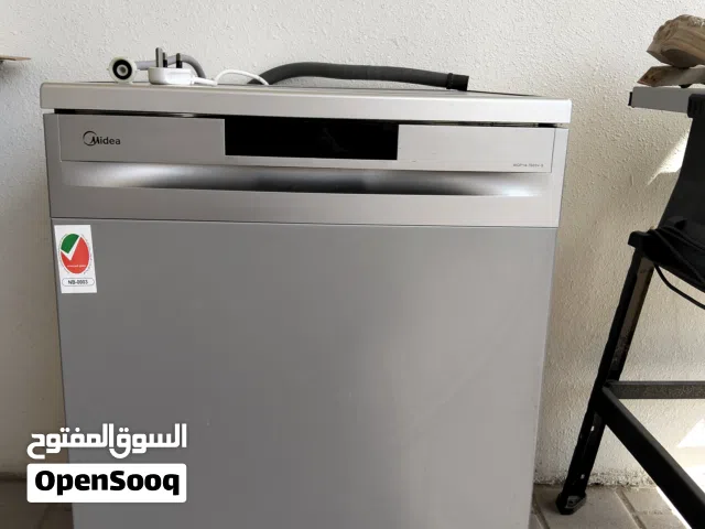 MIDEA dishwasher