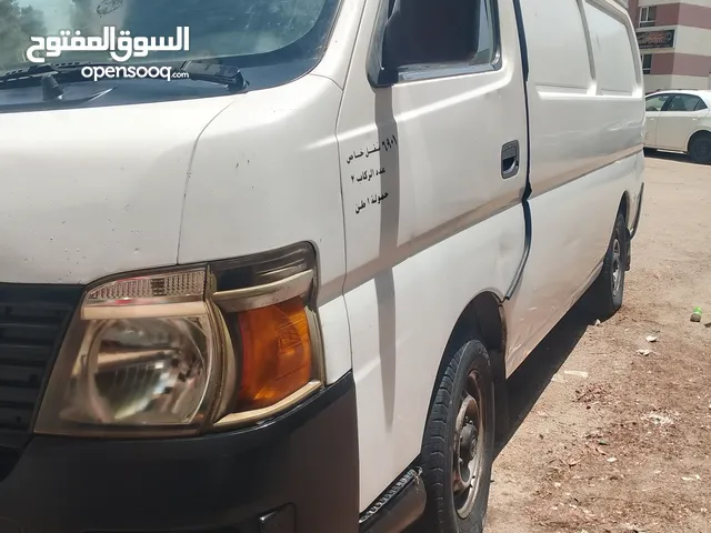 باص نيسان موديل 2008 عطلان به بيمة صالحة