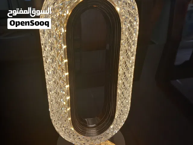 شروة ...وحدة إنارة ديكور بالشحن واللمس
