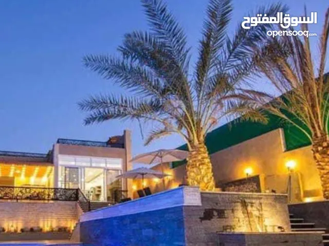 1800 m2 5 Bedrooms Villa for Rent in Salt Al Saro
