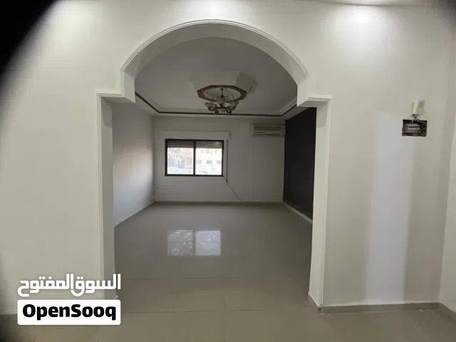 شقة مميزة للايجار -ضاحية الرشيد بالقرب من مدارس الثقافة العربية الاسلامية