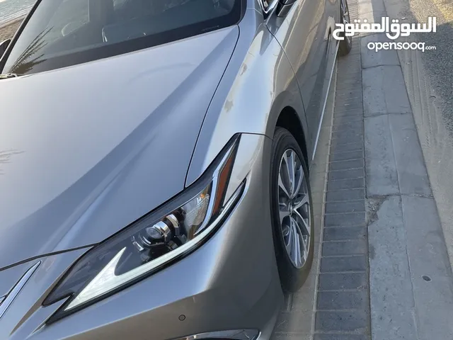 لكزس 250 ستاندر