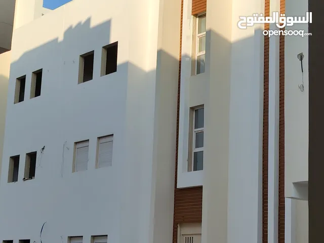 165 m2 3 Bedrooms Apartments for Sale in Benghazi Al-Hai Al-Jamei