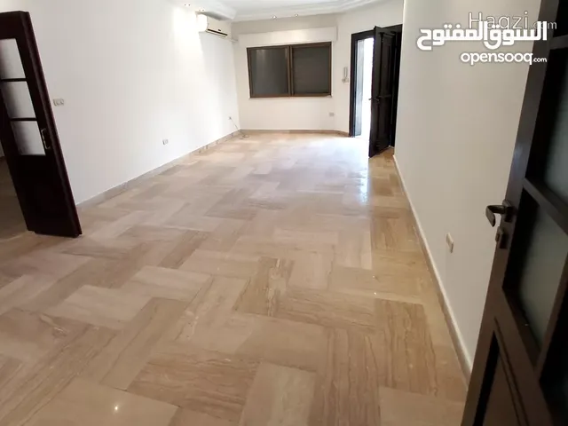 شقة غير مفروشة للإيجار 160م2 ( Property 18296 ) سنوي فقط