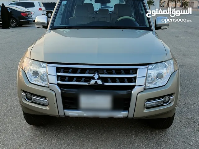 Mitsubishi Pajero GLS in Dammam