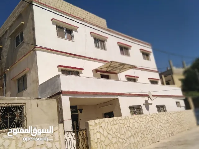 200m2 5 Bedrooms Townhouse for Sale in Zarqa Jabal Al Amera Rahma