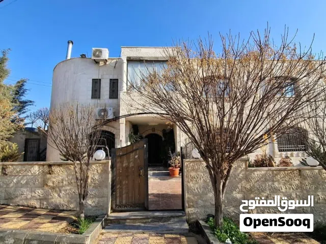 200 m2 3 Bedrooms Townhouse for Sale in Zarqa Dahiet Al Madena Al Monawwara