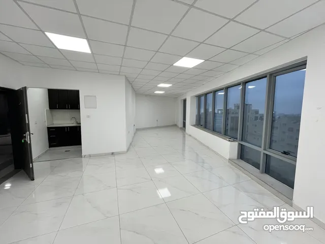 Unfurnished Offices in Ramallah and Al-Bireh Al Baloue