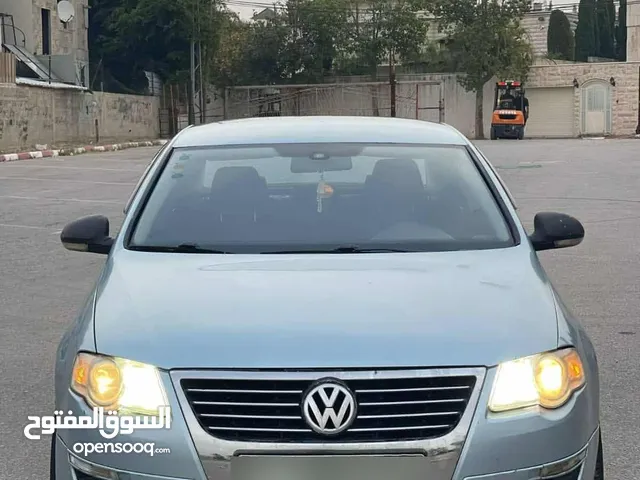 باسات 2008 اللون ازرق