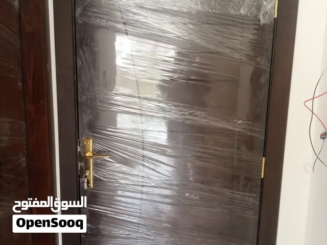 نجار متنقل  منجرة الشافعي لجميع انواع الاثاث المستعمل والجديد ابواب خشب مستعمله او جديده غرف نوم