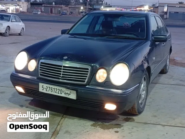 1997 مرسيدس بنز الفئة-E E 280