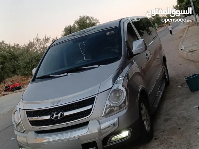 باص هونداي h1