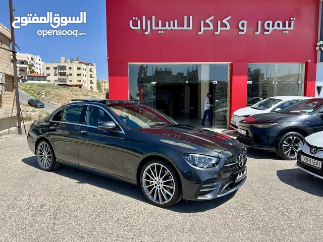 مرسيدس E350 AMG كت بانوراما ميموري كاميرات اعلى اضافات في فئتها غرافيت مميزة جدا بحالة الزيرو