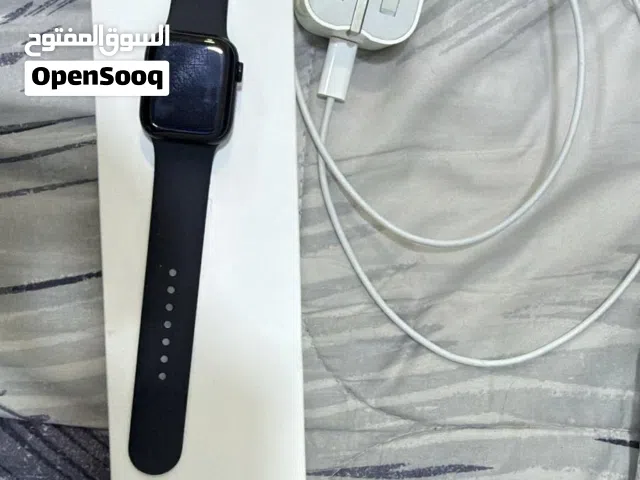 Apple Watch Series 7 41mm battery 97%