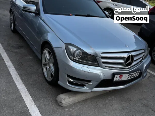 سيارة مرسيدس C200 للبيع