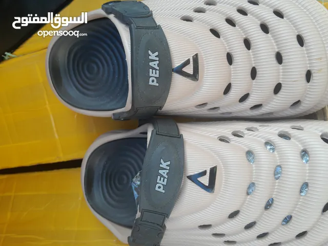 40 Slippers & Flip flops in Setif