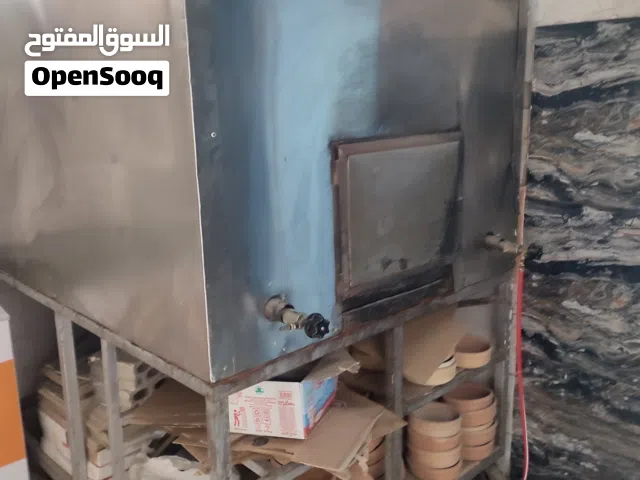 فرن غاز للمعجنات بحاله ممتازه للبيع