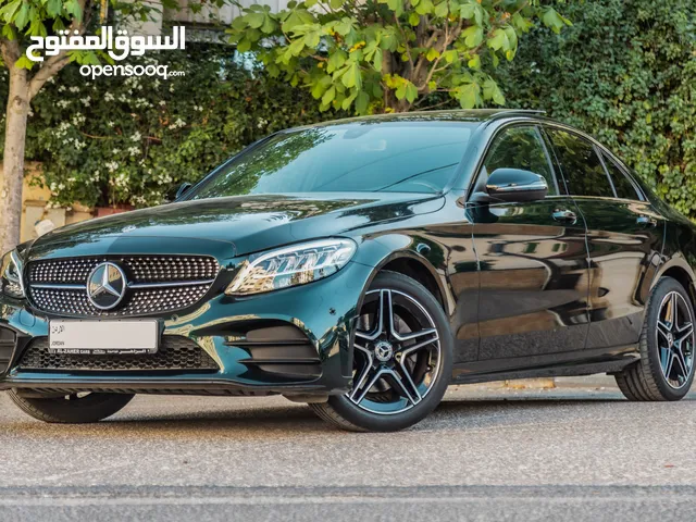 Mercedes C200 2019 Mild hybrid Amg kit Night Package السيارة وارد المانيا و مميزة جدا