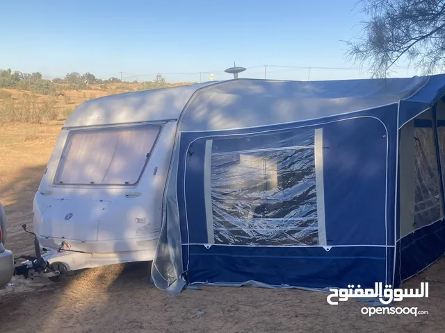 كرفان من بريطانيا كامل بجميع الملحقات مع الخيمة الخاصة به وكل شي شغّال – 2Berth Sprite Super Alpine