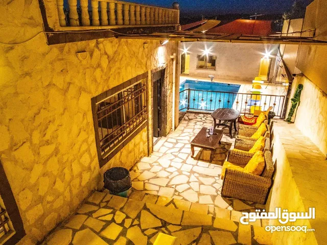 3 Bedrooms Chalet for Rent in Amman Birayn