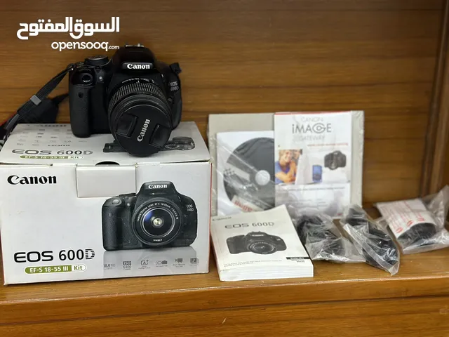 كاميرة كانون بروفيشنال 600D مع هدية