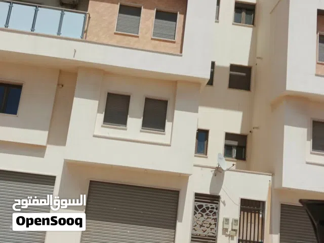 175 m2 4 Bedrooms Apartments for Rent in Tripoli Al-Bivio