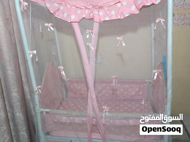 سرير اطفال + دولاب