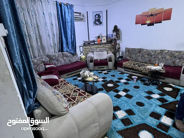 205 m2 2 Bedrooms Townhouse for Sale in Basra Juninah