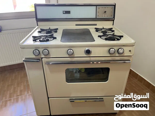 غاز مع فرن مع شواية أمريكي مستعمل بحالة جيدة جدآ للبيع Gas stove with oven for sale