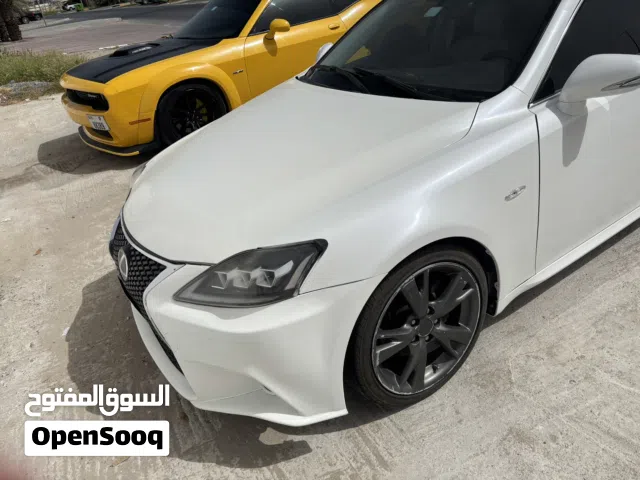 لكزس أي إس 250 موديل 2010 ابيضّ أمريكية للجادين فقط طالب فيه 17000 الف قابل للتفاوض بالمعقول