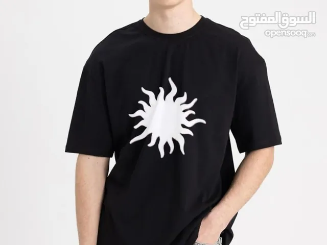 نفسك تلبس حاجه بسيطه. لكن تلفت كل الأنظار يبقي لازم تجرب تيشيرت الشمس— شكلك هيبقي مختلف من أول نظره