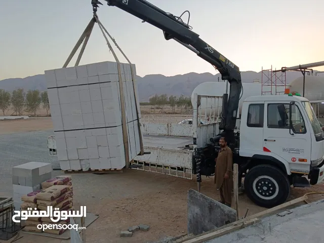 10 ton Hiab truck available for rent. 10 طن شحنه مع رافعه للايجار