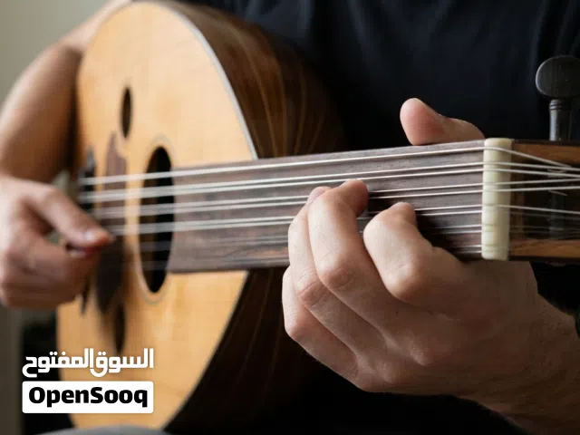كورس تعليم االعزف على لعود