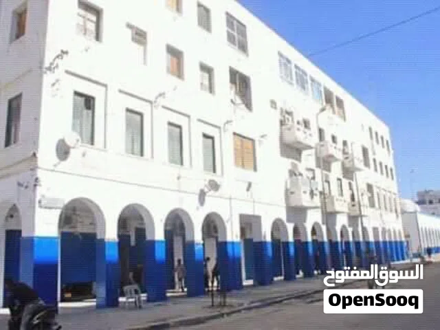 3 محلات على الرئيسى شارع الرشيد تحت الاقواس للبيع