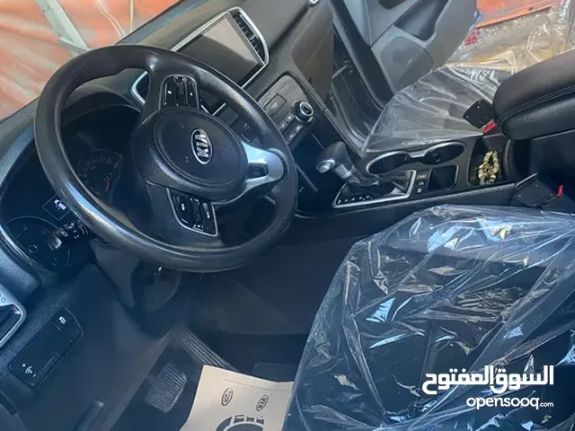 كيا سبورتاج 2017 ترخيص 2017 ماتور 2000 (4*4)