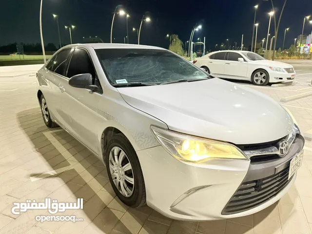 Used Toyota Camry in Abu Dhabi