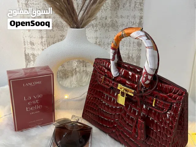 نعال كعب ماستر بالبوكس وجميع الملحقات