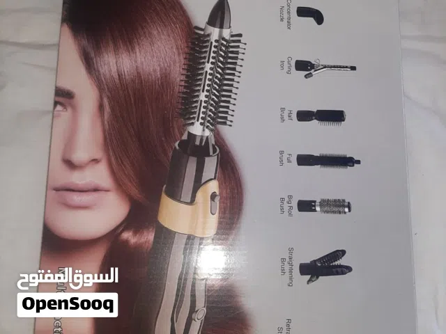 سشوار منزلي 9 قطع مختلفه فاخره بحال الجديد