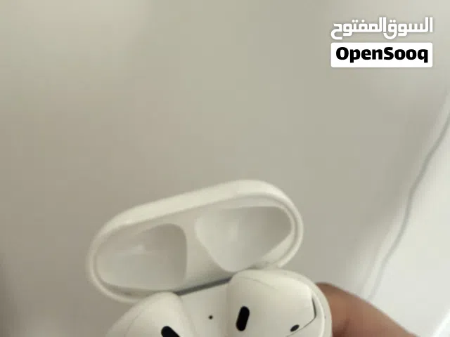 سماعات ابل ايربودز الجيل الثاني AirPods