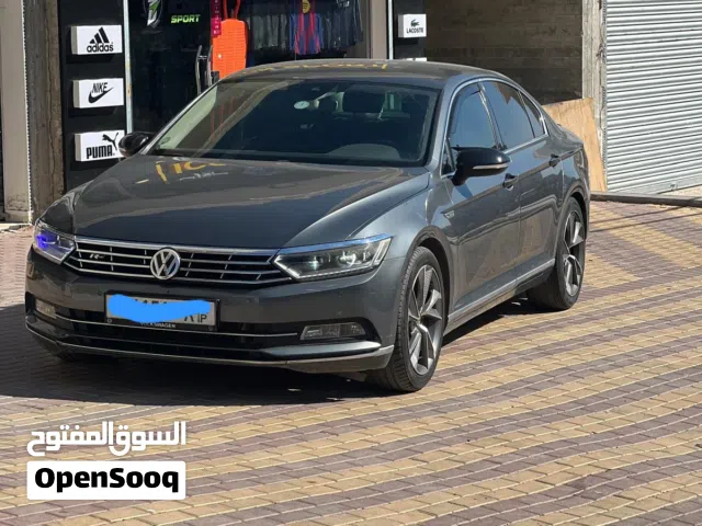 2015 Volkswagen Passat R-Line