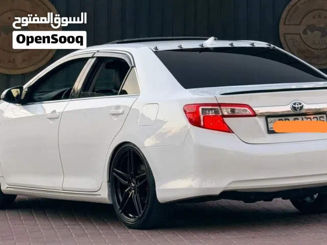 2012 تويوتا كامري XLE