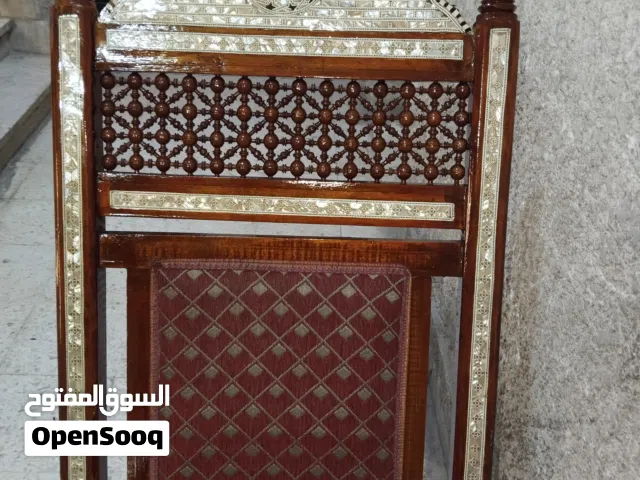 كرسي هزاز خشب زان مطعم بالصدف من نفس نوع صدف المسجد الاقصي وارد دبي