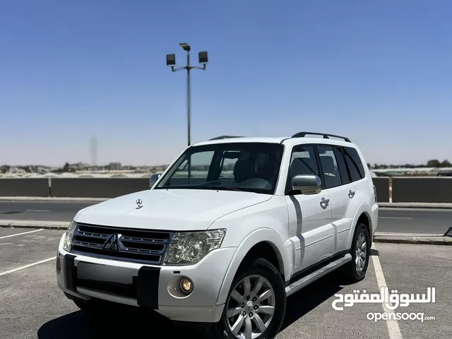Mitsubishi pajero 2010 3800cc
