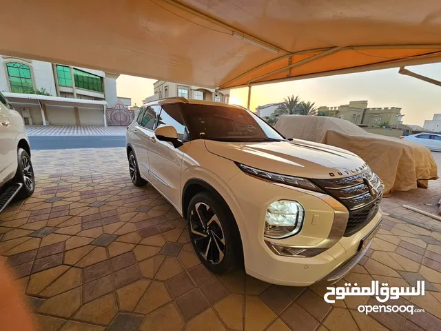 ميتسوبيشي اوتلاندر 2023 خليجي - ضمان الوكالة قطعت 9000 km - تشيكات بالوكالة مجانية لغاية km 50000