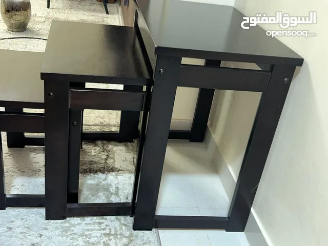 طاولات خدمة
