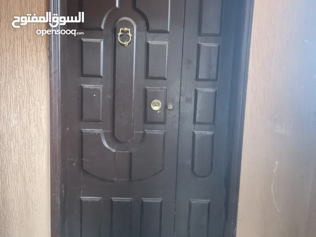 اثنين ابواب رئيسيه للبيع